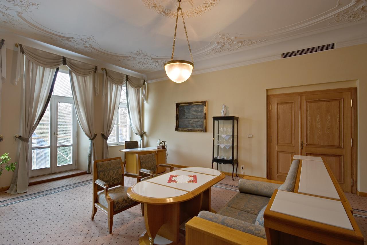 Hotel Three Lilies Inkl Aquaforum Františkovy Lázně 외부 사진